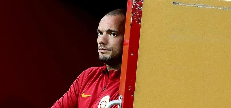 Wesley Sneijder'den ayrılık açıklaması