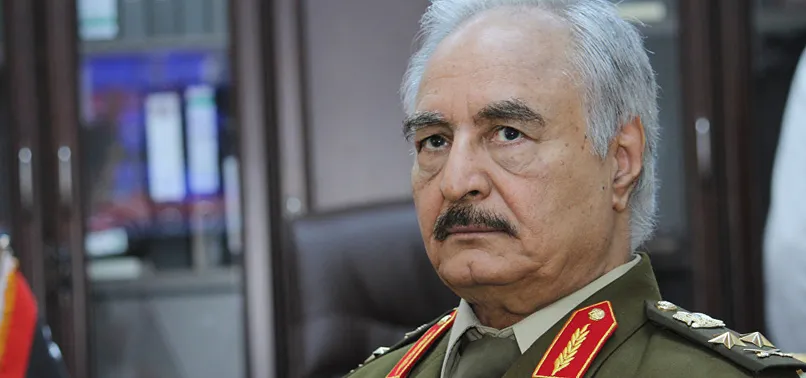 Halife Hafter yabancılara ülkesini bombalattı