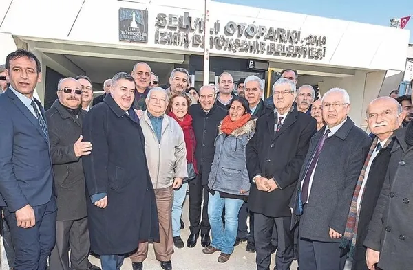 CHP’nin elinin değdiği yer kuruyor! İzmir’de büyük skandal! Gerçeği AK Partili vekil ortaya çıkardı: 2 yılda bu hale geldi