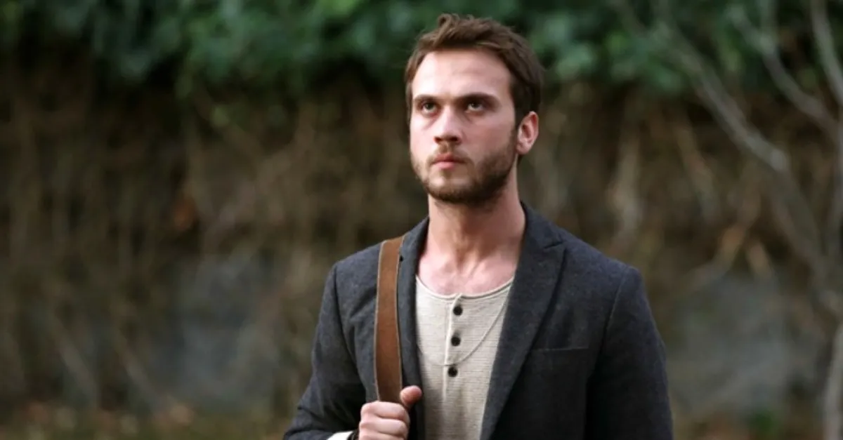 Aras Bulut İynemli askerlik fotoğrafıyla sosyal medyayı salladı