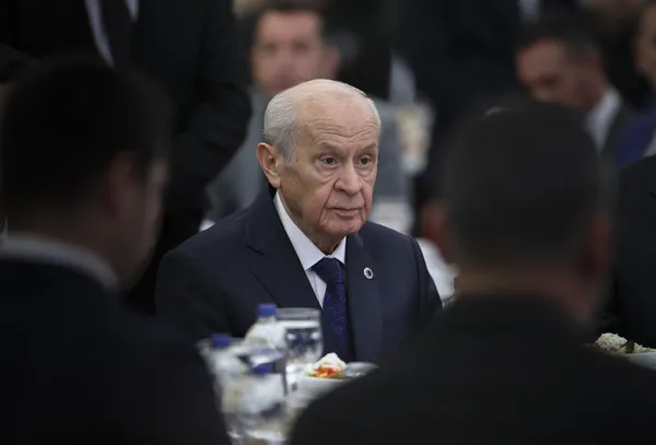 mhp-lideri-devlet-bahceliden-zillet-koalisyonuna-tepki-karin-agrilari-savunma-sanayindeki-basarilar-1681287315301.jpg MHP Lideri Devlet Bahçeli'den 'Zillet koalisyonuna' tepki: Karın ağrıları savunma sanayindeki başarılar - 2