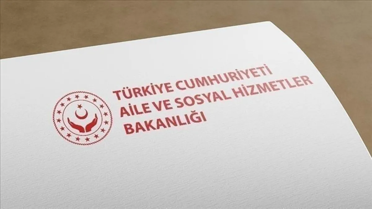 Aile ve Sosyal Hizmetler Bakanlığından "Selin Ciğerci Türkiye'den evlat edindi" iddialarına yalanlama