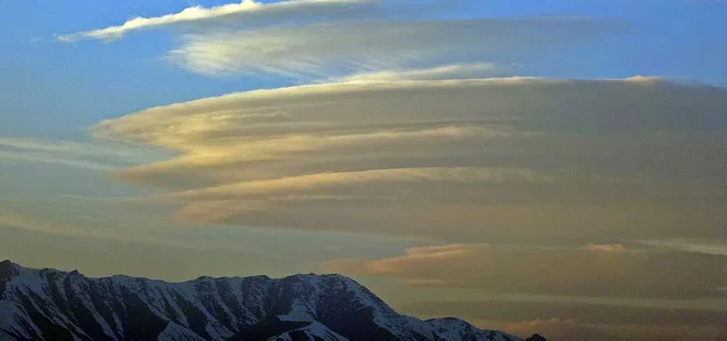 Yüksekova semalarında mercek bulutu oluştu
