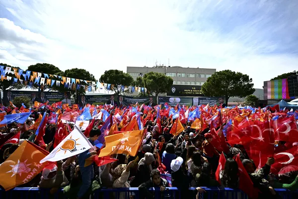 ak-parti-mugla-mitingi-baskan-erdogandan-onemli-aciklamalar-31-martta-milli-irade-bayramini-ilan-edecegiz-1709473857562.jpg