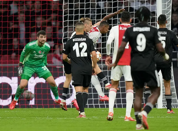 Ajax Beşiktaş maç özeti! Şampiyonlar Ligi Ajax Beşiktaş maç sonucu önemli anlar, golleri ve özeti...