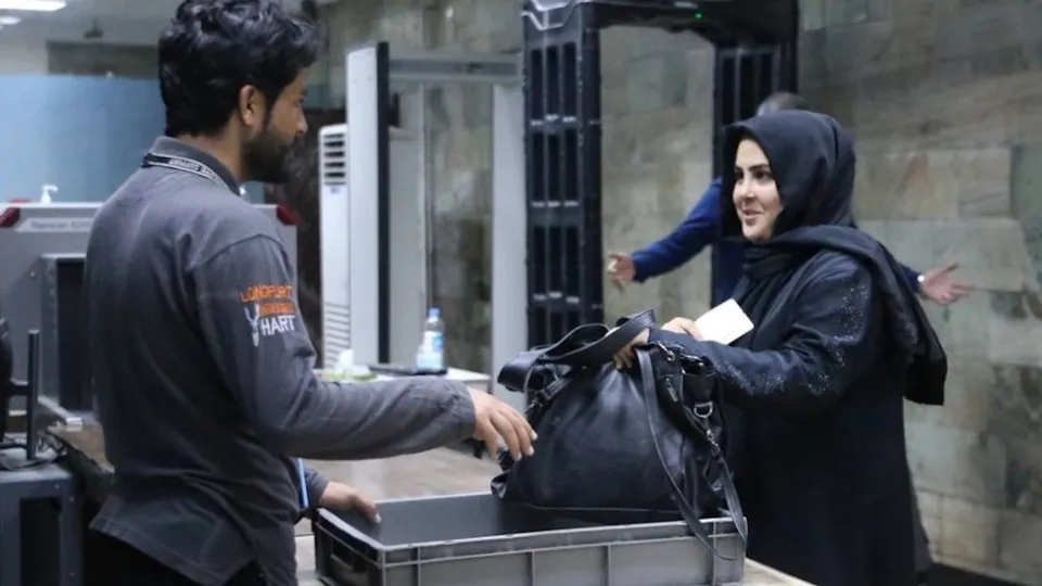 Kabil Havalimanı'nda hayat normale döndü! Taliban'ın çağrısını karşılığını buldu