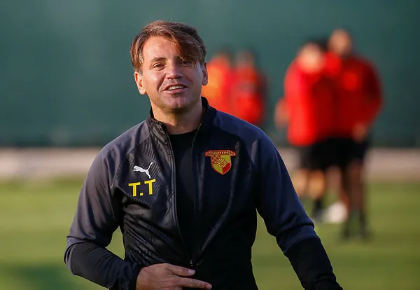 Göztepe’de teknik direktör Tamer Tuna ile yollar ayrıldı