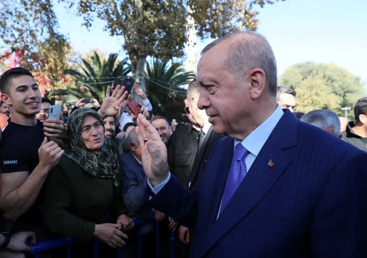 Başkan Erdoğan'a Eyüp Sultan’da sevgi seli