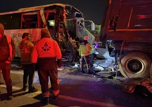 TEM Otoyolu'nda zincirleme facia! Ölü ve yaralılar var