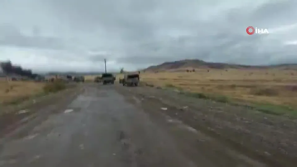 Ermeni askerleri araçları bırakıp kaçtı!