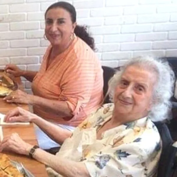 Perran Kutman’ın annesi Emine Sabriye Kanat hayatını kaybetti