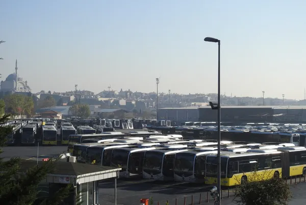 1607404389420.jpg CHP'li İBB’den İstanbullulara metrobüs zulmü! - 1