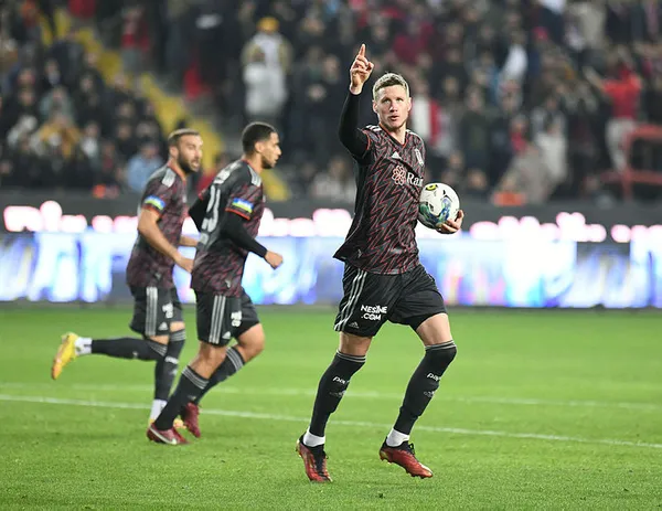 1672325312022.jpg Beşiktaş evinde kazandı! Beşiktaş 1-0 Adana Demirspor (MAÇ SONUCU) - 1