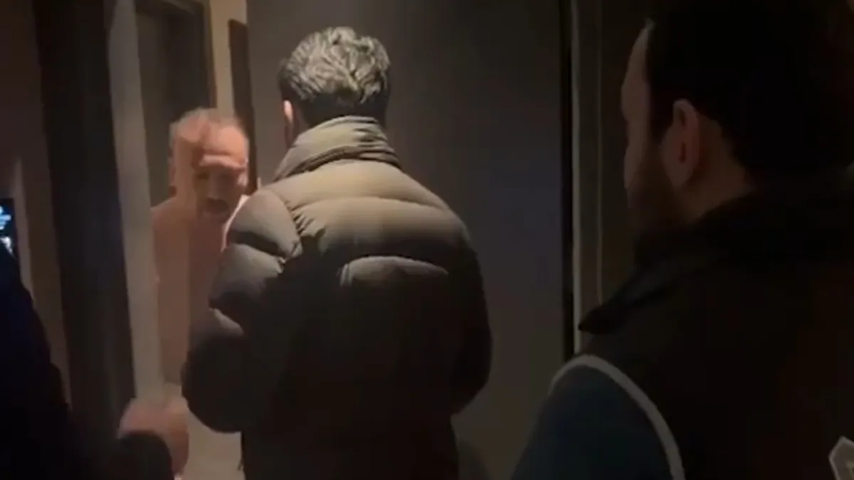 Bankamatik sevgililere maaş torpili: Belediye binasından içeriye girmemişler