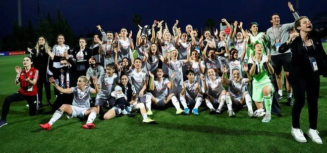 Başkan Recep Tayyip Erdoğan’dan şampiyon olan Beşiktaş Kadın Futbol Takımı’na tebrik