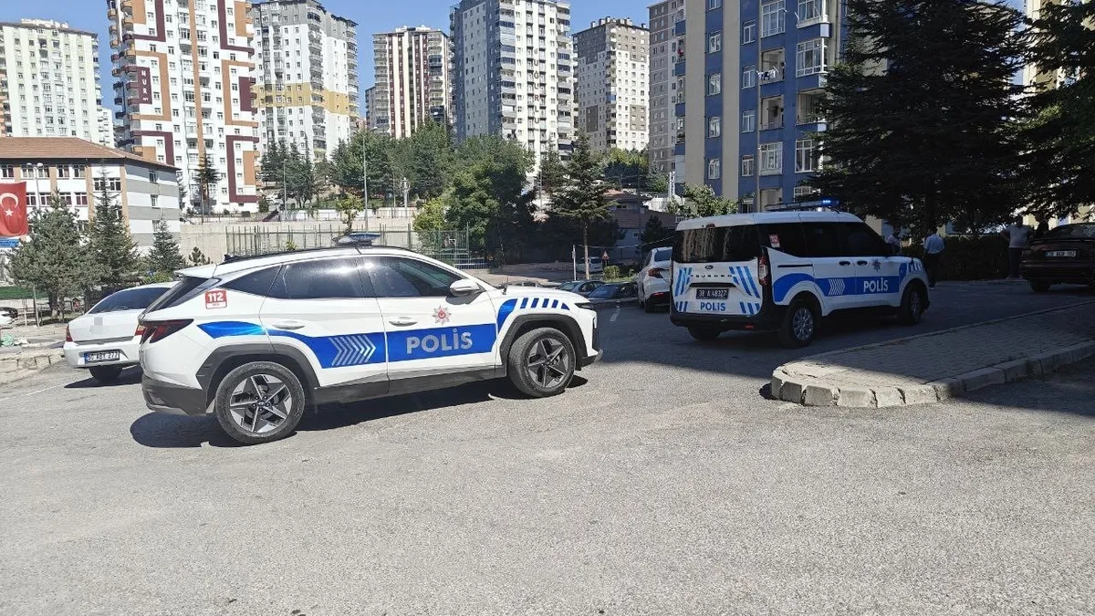 Kayseri’de bıçaklanan bina görevlisi hayatını kaybetti