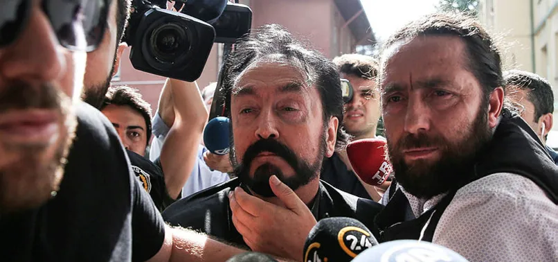 Adnan Oktar ve grubuna şikayet yağmuru