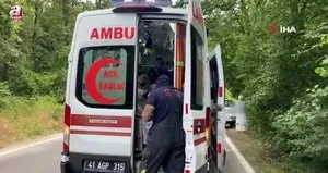 2 otomobil çarpıştı: 6 yaralı