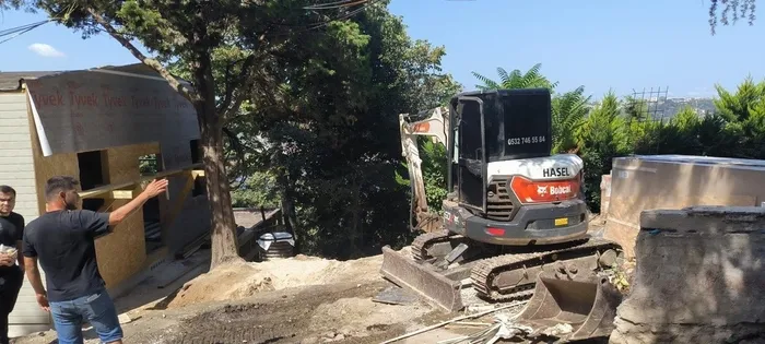 Vaniköy skandalında yeni gelişme! CHP’li İBB’nin göz yumduğu belgelendi: Ağaç kıyımına basit onarım kılıfı