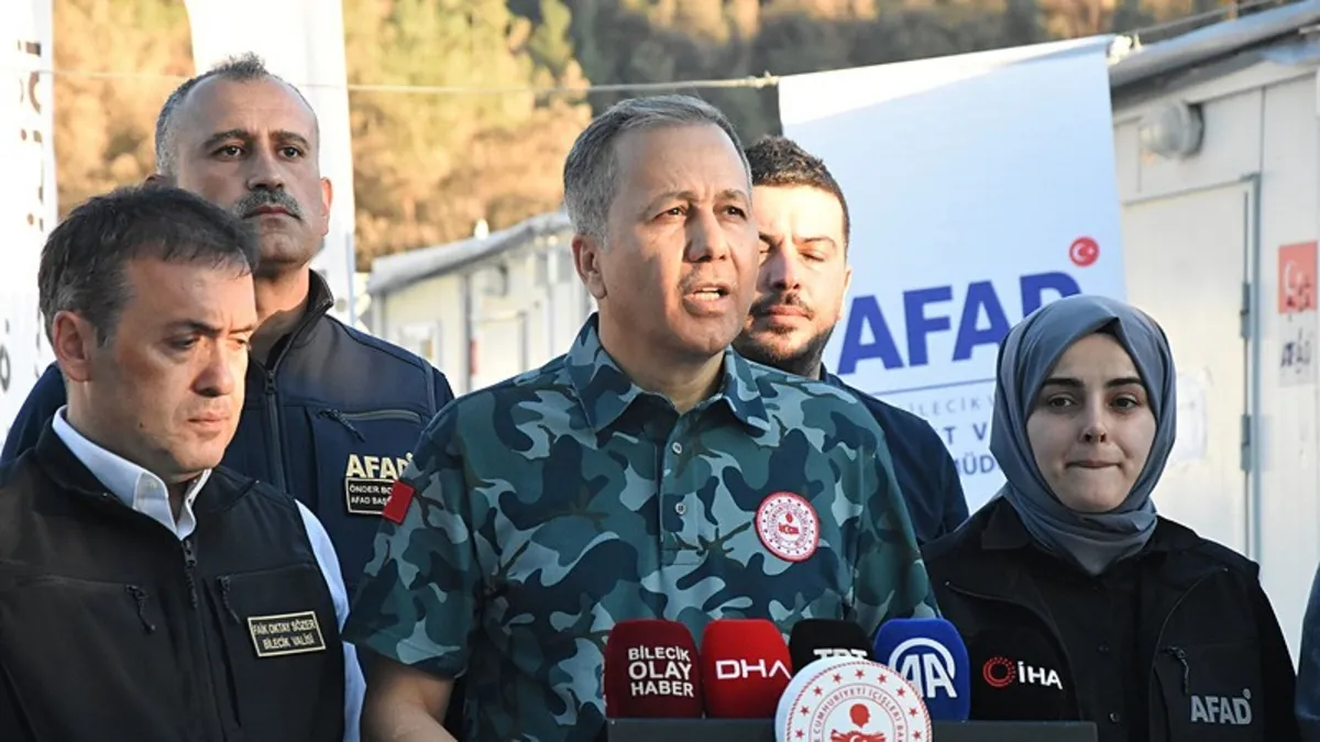 İzmir'deki orman yangınında acı bilanço! Bakan Ali Yerlikaya duyurdu: 228 konut ağır hasarlı