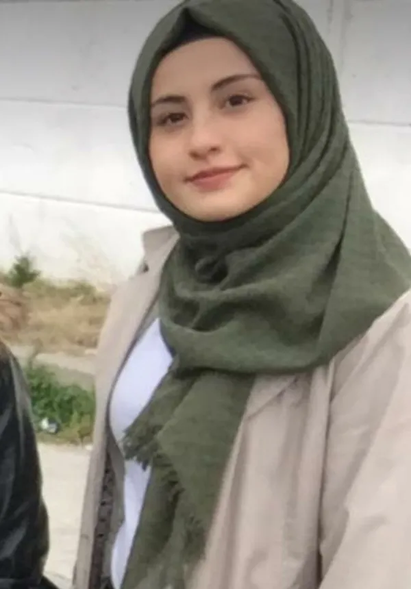 nisanina-bir-hafta-kala-hayatini-kaybeden-genc-kiz-topraga-verildi-1629721621256.jpg