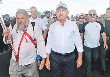 Kılıçdaroğlu'nun yol arkadaşı hainin babası çıktı