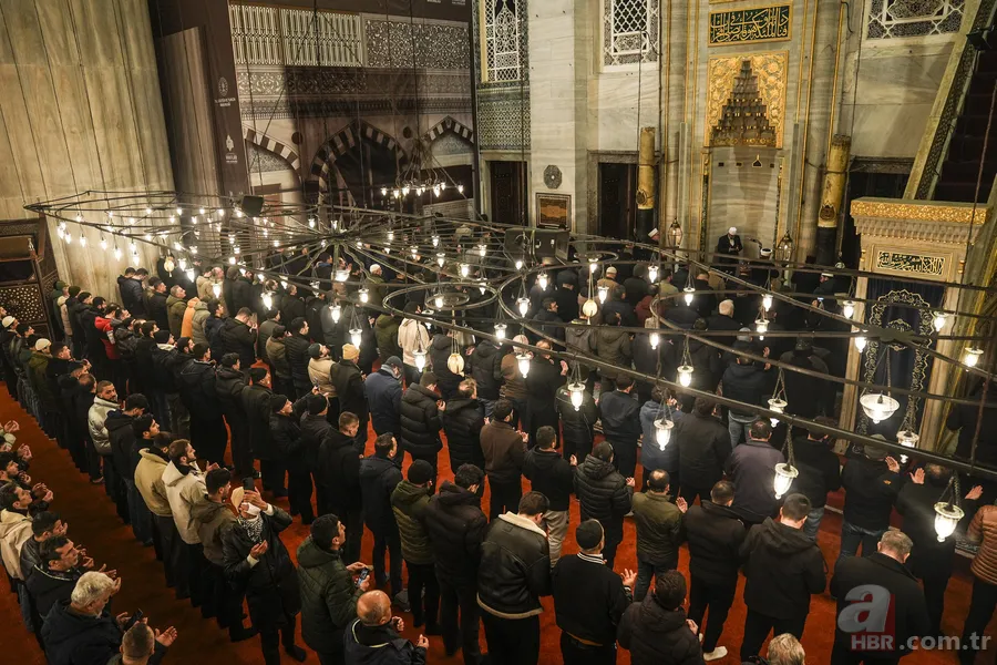 Minarelerin gölgesinde bir şehir: Ayasofya’dan Çamlıca’ya İstanbul’un camileri 16