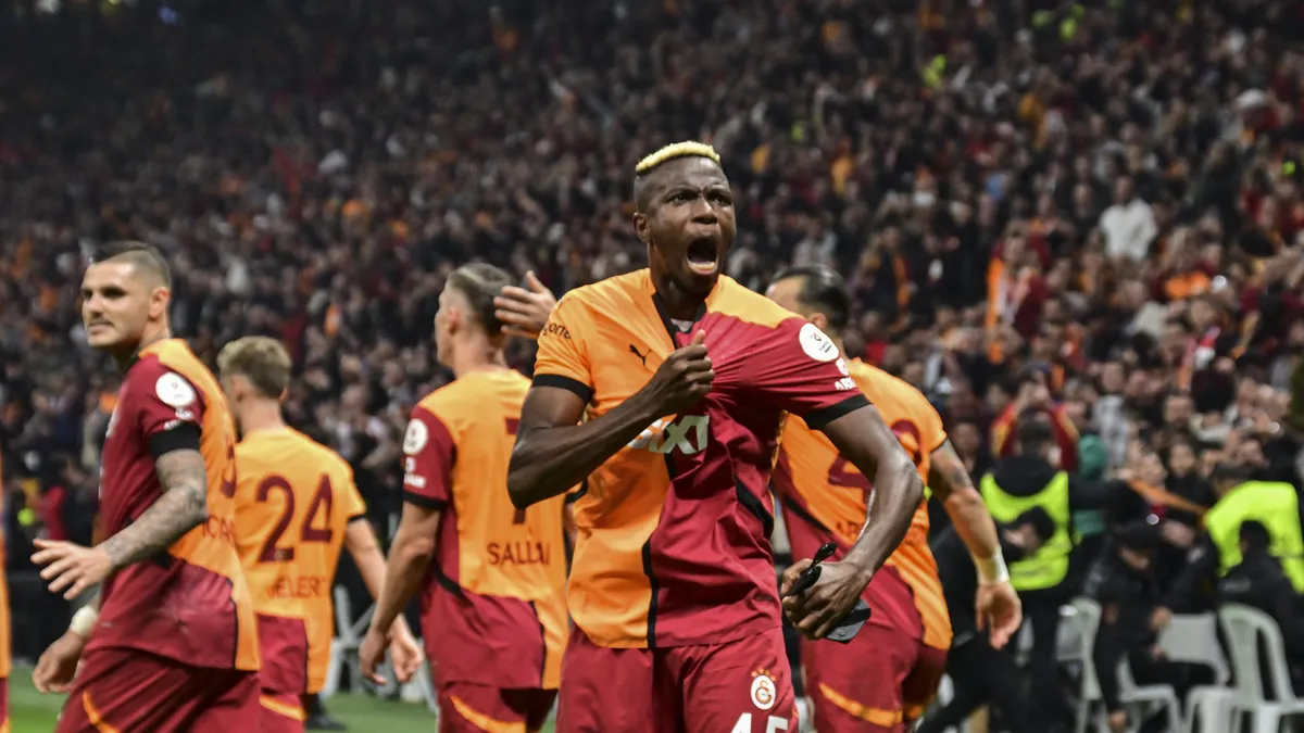 Dev derbi öncesi sarı-kırmızılılarda müjde: Osimhen sahaya dönüyor