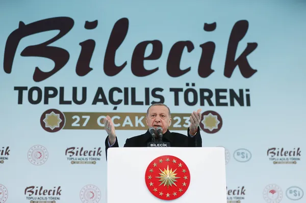 baskan-recep-tayyip-erdogan-belcikadaki-turklere-hitap-etti-14-mayis-bizim-icin-yeniden-bir-uyanis-olacak-1674855020934.jpg Başkan Recep Tayyip Erdoğan Belçika’daki Türklere hitap etti: 14 Mayıs bizim için yeniden bir uyanış olacak - 4