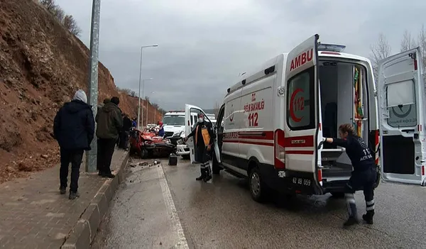 Son dakika: Tunceli'de iki otomobil çarpıştı: 2 ölü 1 yaralı - 1