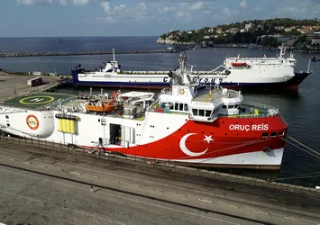Oruç Reis'e takip gemisi alınacak
