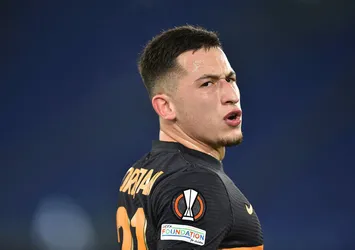 Galatasaray'da Morutan neden yedek kalıyor? Menajerinden Fatih Terim sözleri...