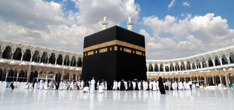 Kabe’de Hacı adaylarının ilk tavafı başladı