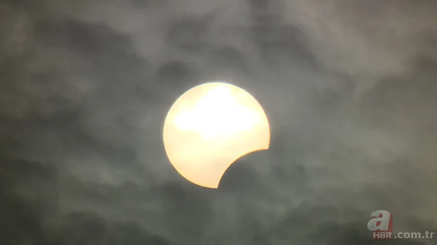 GÜNEŞ TUTULMASI ile ilgili HADİSLER I Peygamber Efendimiz Güneş Tutulması sırasında ne yapardı? Küsuf ne demek? 6