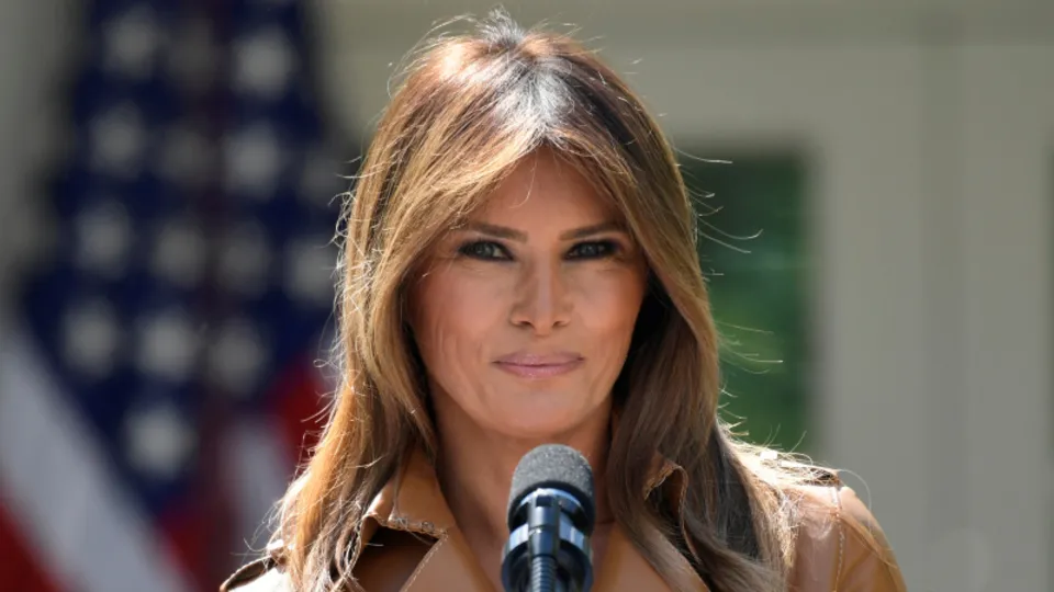 First Lady Melania Trump yine yok!