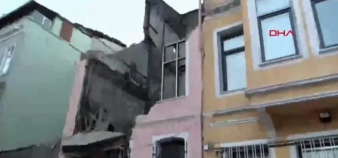 Son dakika: İstanbul Balat’ta bina çöktü