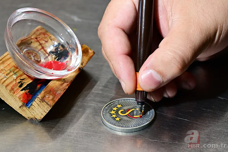 Galatasaray 25. şampiyonluk hatıra parası nedir, nereden alınır? Darphane GS'ye özel şampiyonluk parası satış fiyatı ne kadar? 2