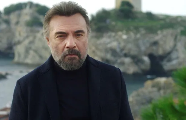 ben-bu-cihana-sigmazam-6-bolum-2-fragmani-izle-cezayire-tehlikeli-tuzak-yer-yerinden-oynayacak-1666601169658.jpg Ben Bu Cihana Sığmazam 6. bölüm 2. fragmanı izle: Cezayir'e tehlikeli tuzak! Yer yerinden oynayacak - 6