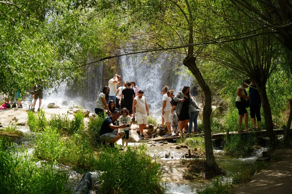 Kar suları eridi, Girlevik Şelalesi coştu - 4