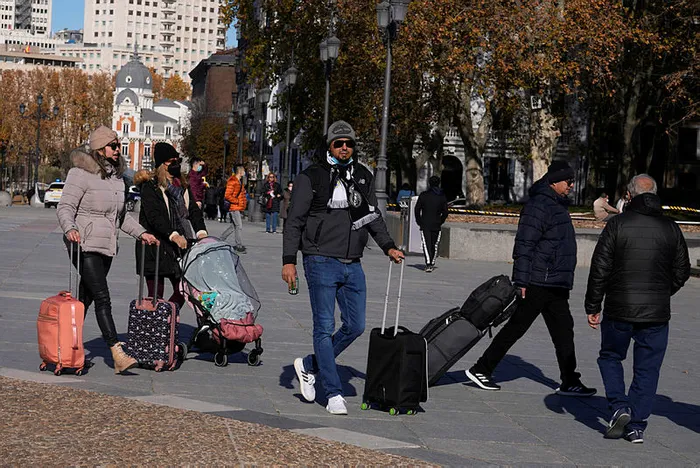 Avrupa’da korkutan Kovid-19 açıklaması! Omicron varyantı...