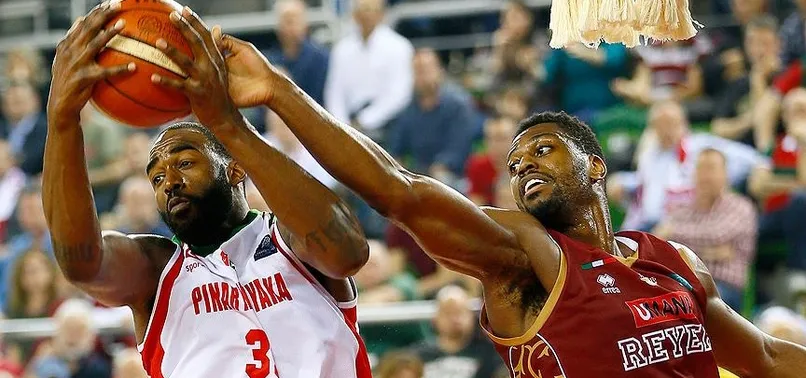 Pınar Karşıyaka Dörtlü Final için sahada