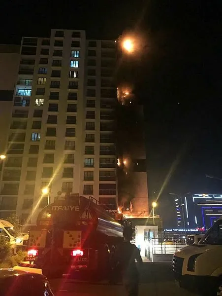 Ankara'da 16 katlÄ± binada korkutan yangÄ±n ile ilgili gÃ¶rsel sonucu