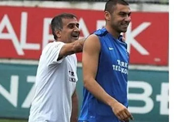 Burak Yılmaz'dan "Şenol Güneş"li paylaşım