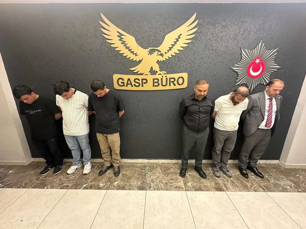 Kamu görevini usulsüz üstlenen sahte denetçilere darbe: Ferhat Aydoğan ve 5 şüpheli gözaltında - 2