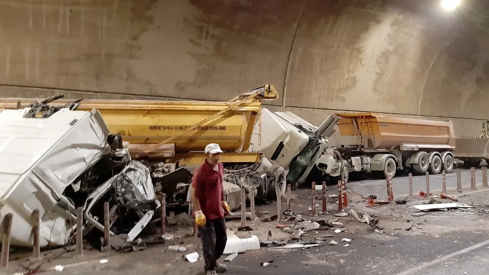 İstanbul'da zincirleme trafik kazası