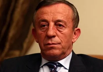 Ali Ağaoğlu: Zeka yaşım 8