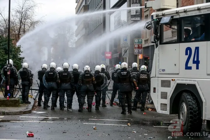 AB ülkesinde sokaklar savaş alanına döndü 12