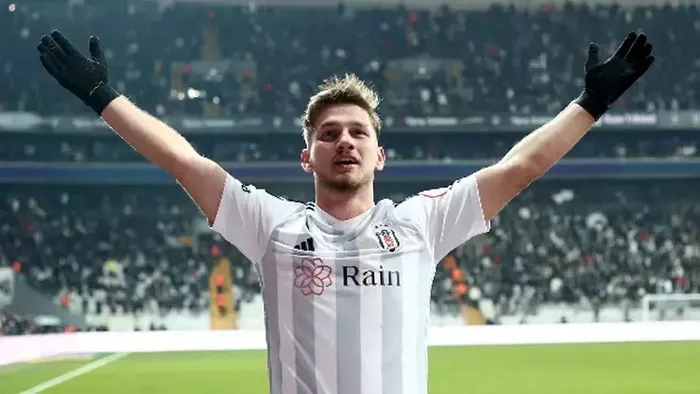 Semih Kılıçsoy tarihe geçecek! Beşiktaş’ın kasası dolup taşıyor | Dünya devi peşine düştü