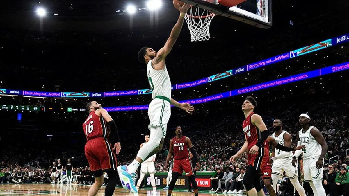 NBA'de play-off heyecanı! Celtics, Heat'i yenerek seride 1-0 öne geçti