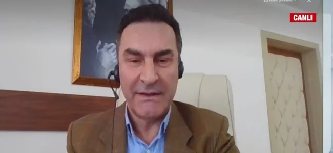 esaddan-kilicdarogluna-bulusma-cagrisi-sivillerin-zulmunden-kactigi-esad-cozum-mu-1632304344146.jpg Esad’dan Kılıçdaroğlu’na buluşma çağrısı! Sivillerin zulmünden kaçtığı Esad çözüm mü? - 4